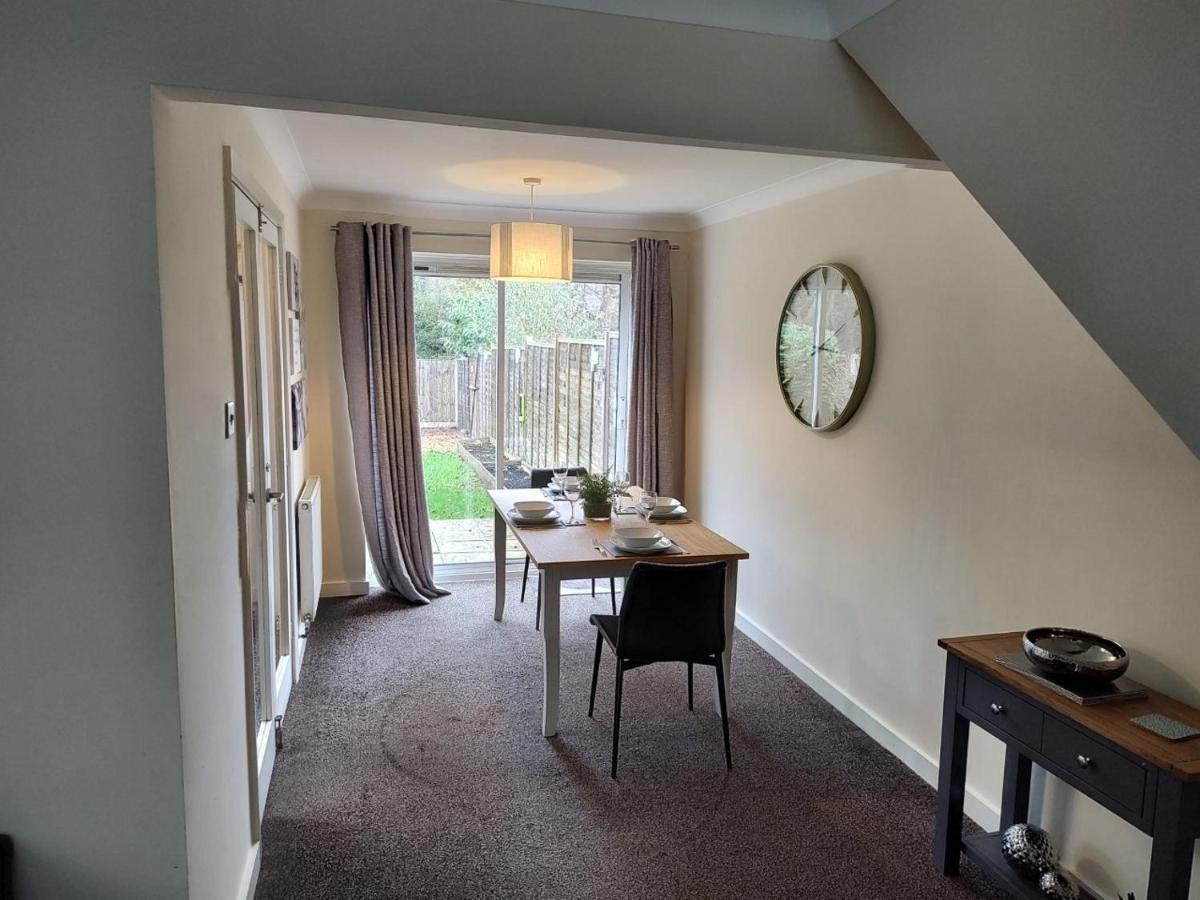Wentworth Drive Contractor And Family 3 Bed Home Грантем Экстерьер фото